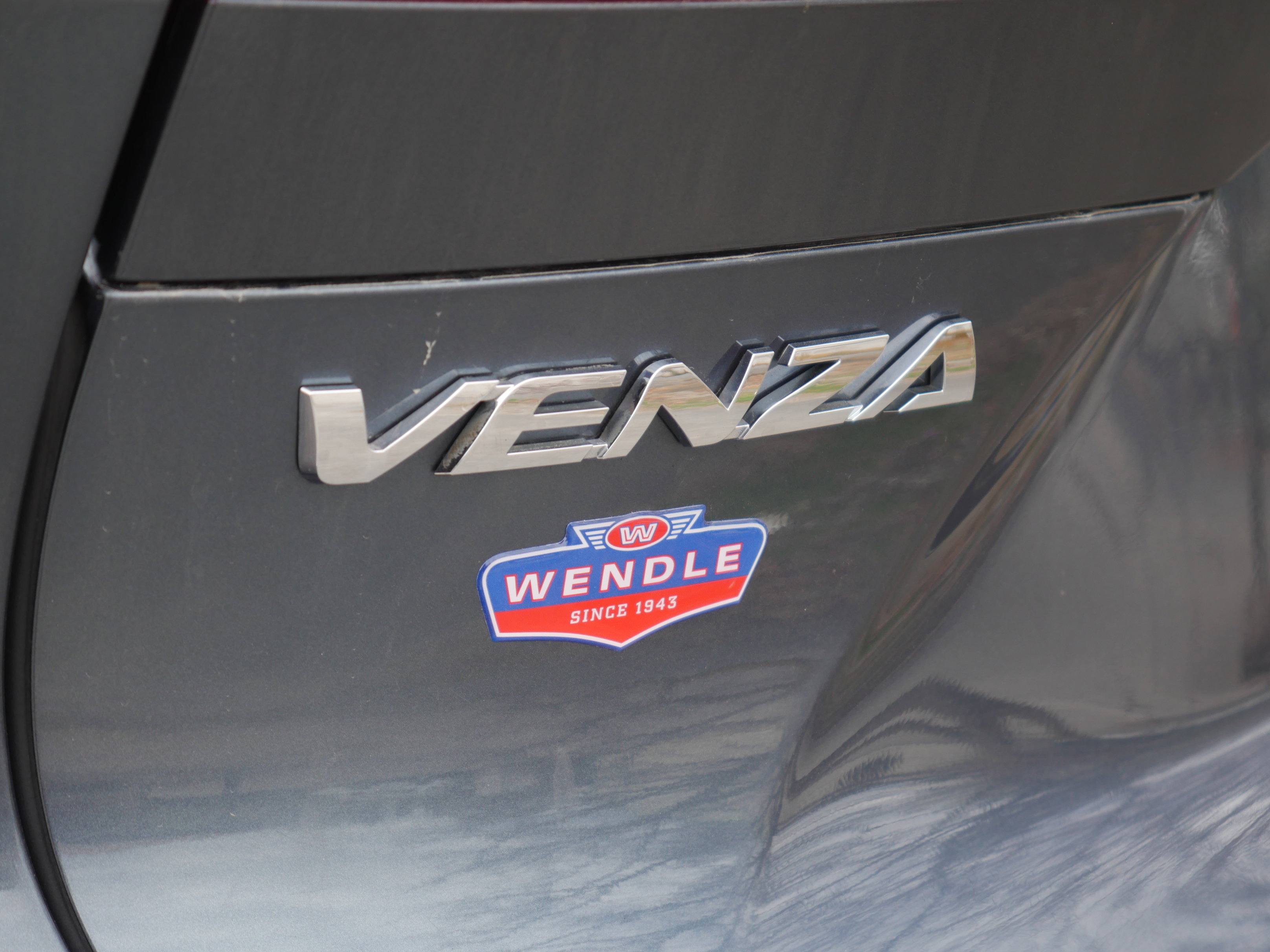 Used 2022 Toyota Venza XLE AWD/4WD image 19