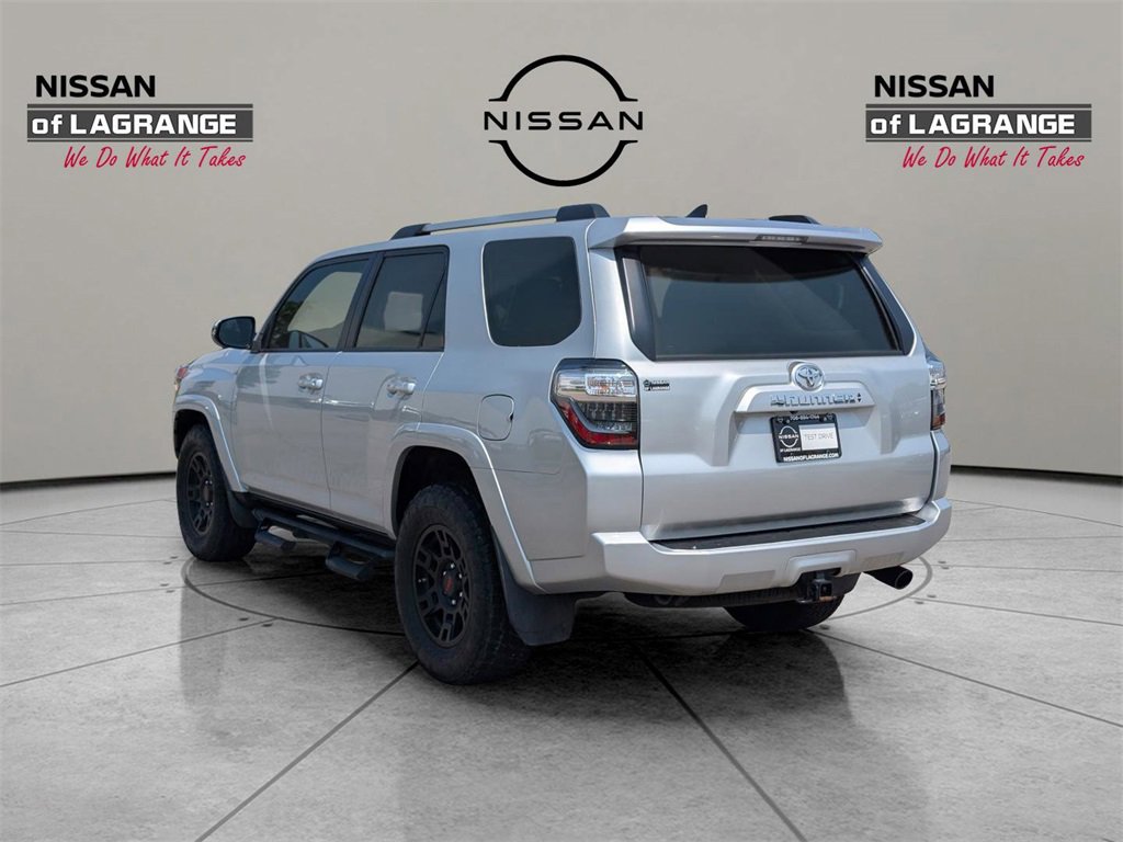 Used 2022 Toyota 4Runner SR5 Premium w/ Moonroof Package image 11