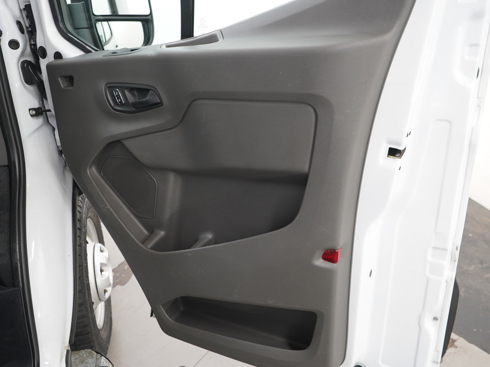 Used 2023 Ford Transit 250 Low Roof AWD w/ Exterior Upgrade Package image 11