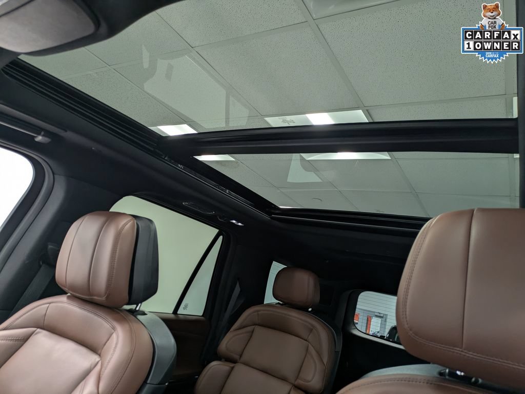 Used 2026 Lincoln Navigator Reserve AWD/4WD image 24