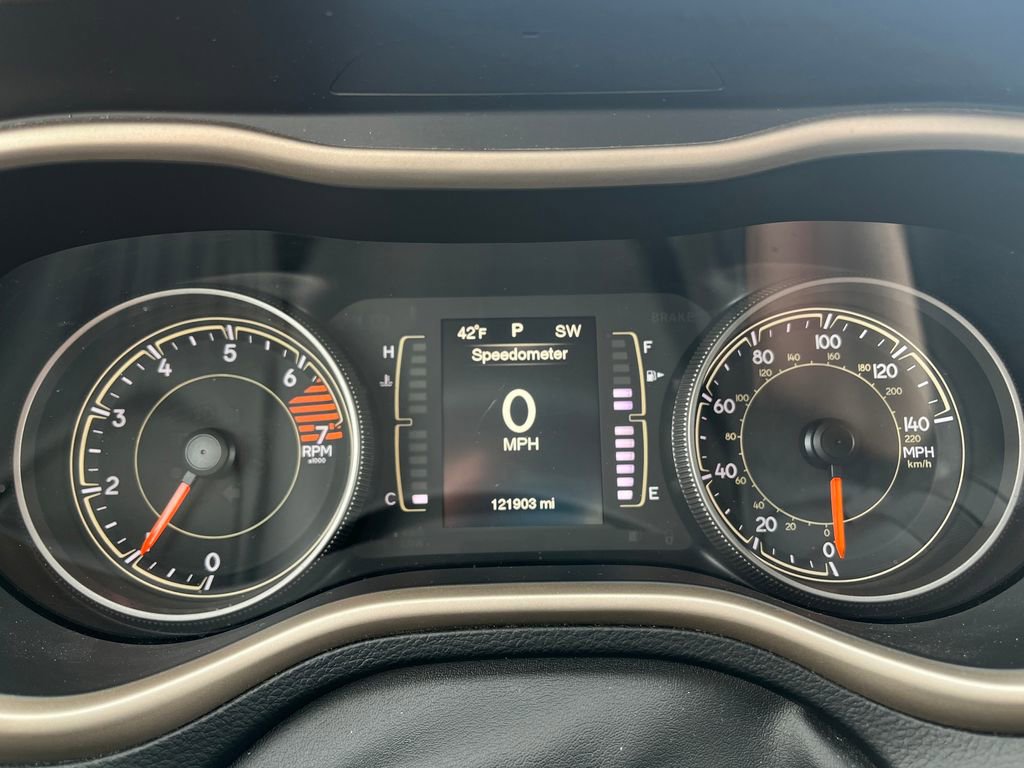 Used 2016 Jeep Cherokee Latitude w/ Safety/Convenience Group image 20