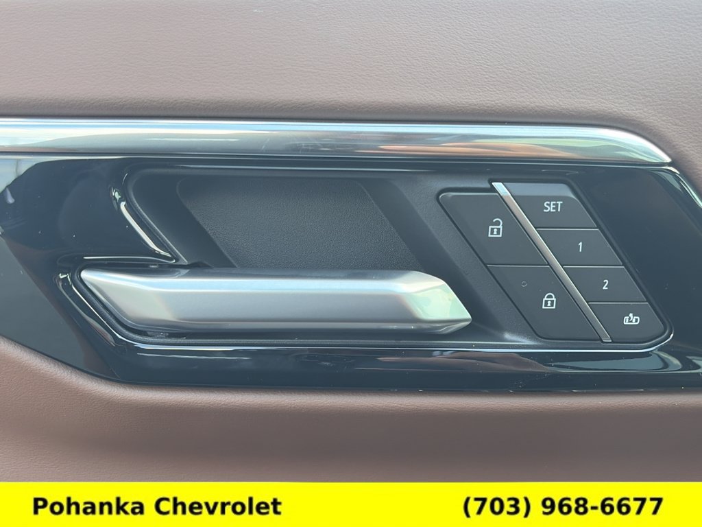 New 2026 Chevrolet Suburban High Country w/ Sun And Tow Package AWD/4WD image 18