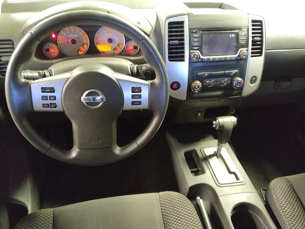 Used 2018 Nissan Frontier Desert Runner image 22