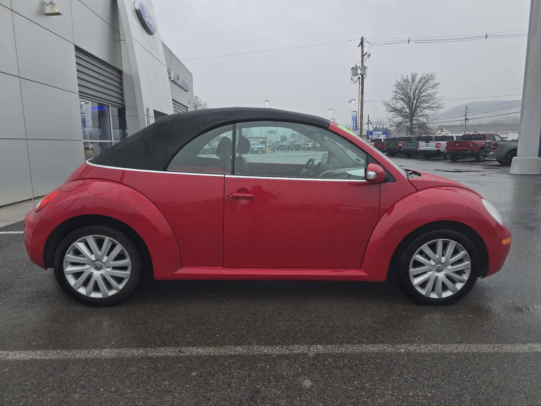Used 2009 Volkswagen Beetle S video 2