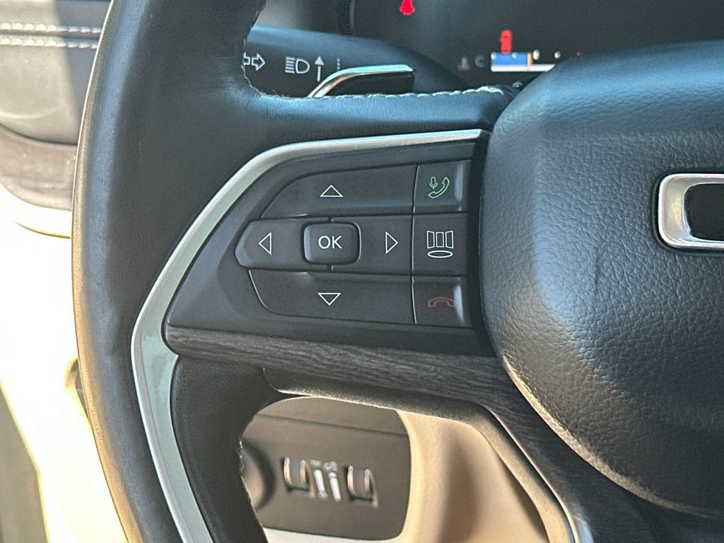 Used 2021 Jeep Grand Cherokee L Limited w/ MOPAR Finishing Package AWD/4WD image 21