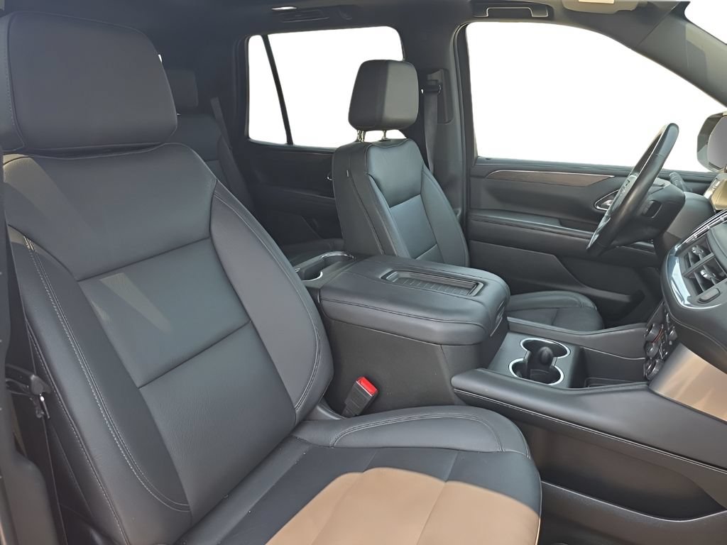 Used 2023 Chevrolet Tahoe Z71 w/ Luxury Package AWD/4WD image 23