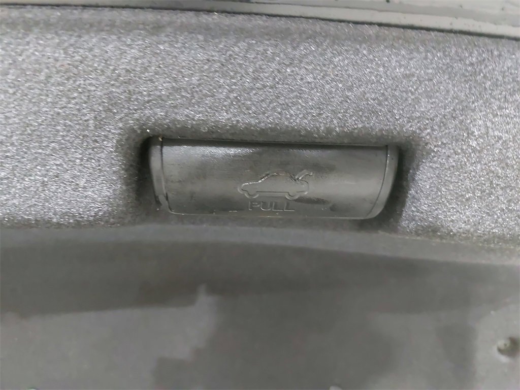 Used 2016 Hyundai Sonata Limited w/ Option Group 02 image 14