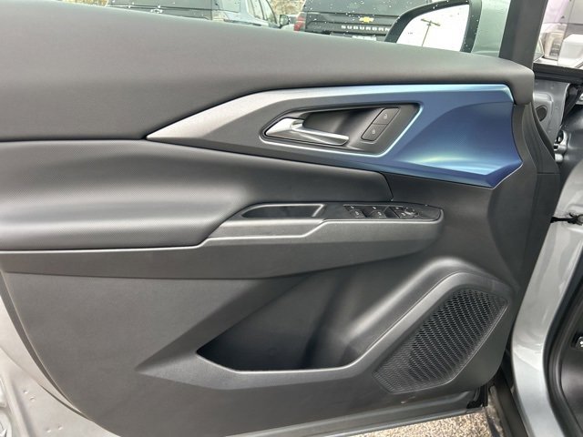 New 2026 Chevrolet Equinox EV LT image 11