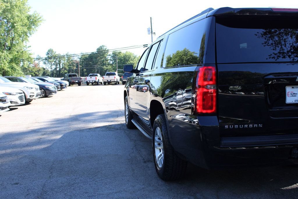 Used 2015 Chevrolet Suburban LS RWD image 40
