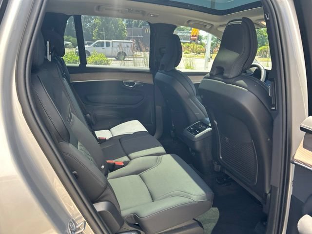 Certified 2025 Volvo XC90 B5 Plus AWD/4WD image 13