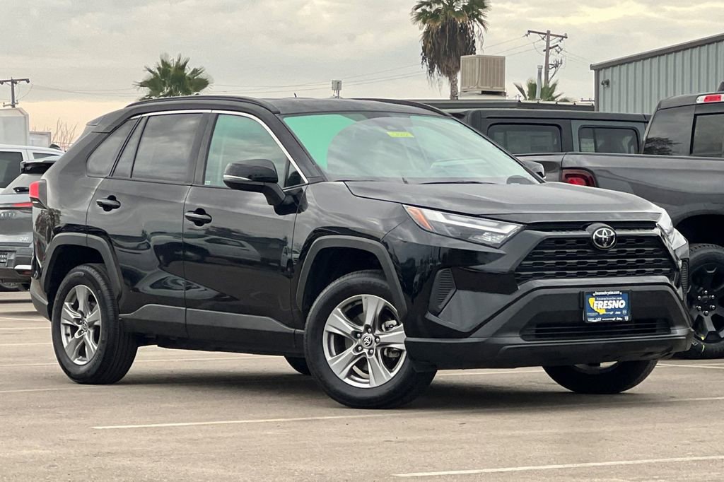 Used 2024 Toyota RAV4 XLE image 2