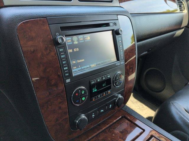 Used 2013 Chevrolet Suburban LTZ RWD image 22