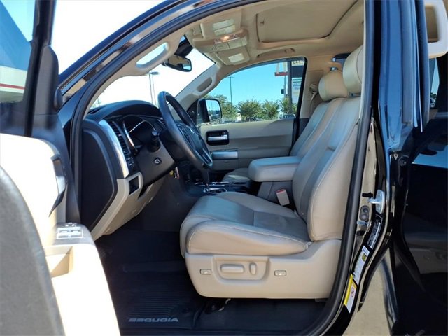 Used 2019 Toyota Sequoia Limited image 13
