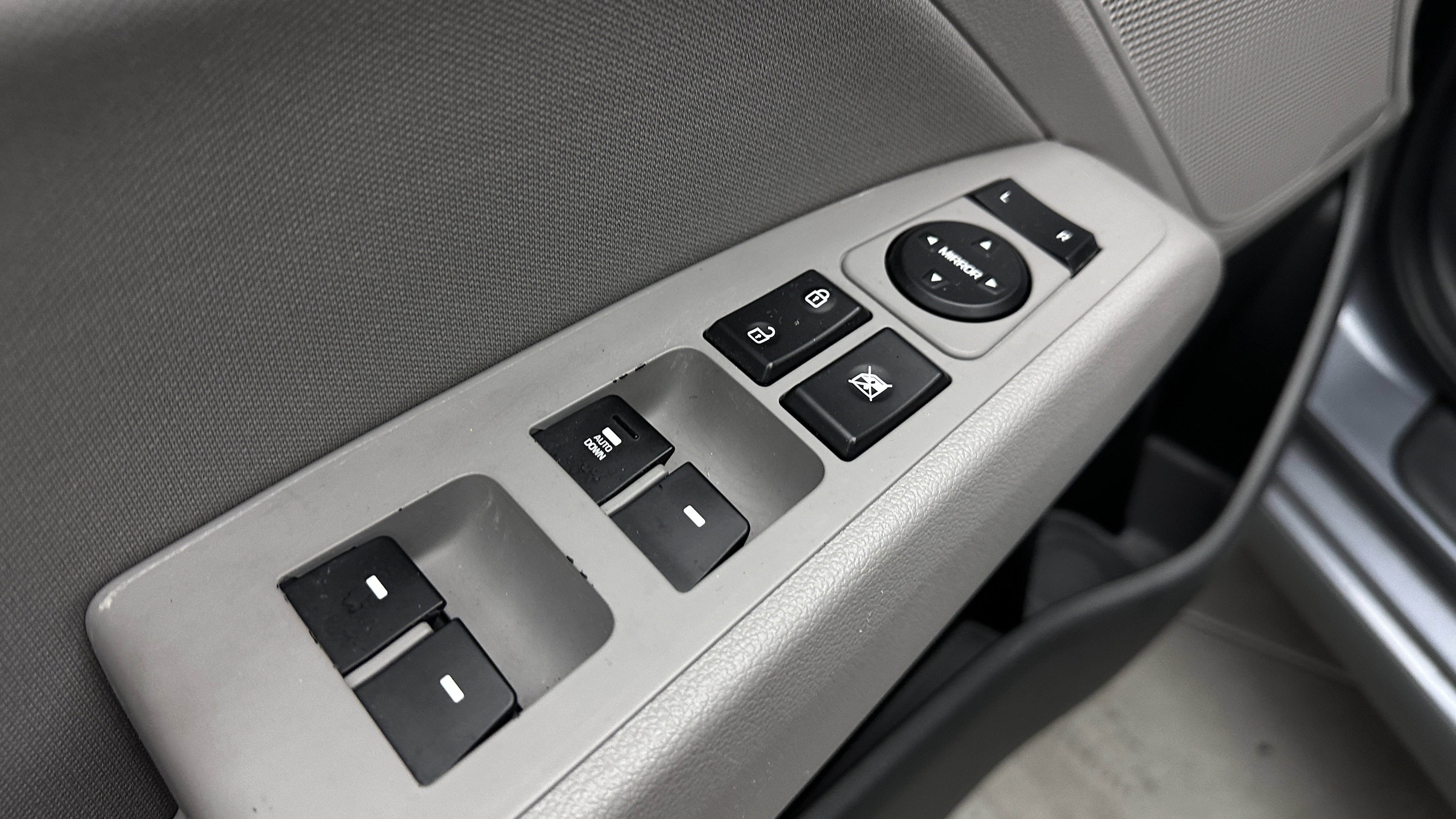 Used 2019 Hyundai Elantra SEL FWD image 11