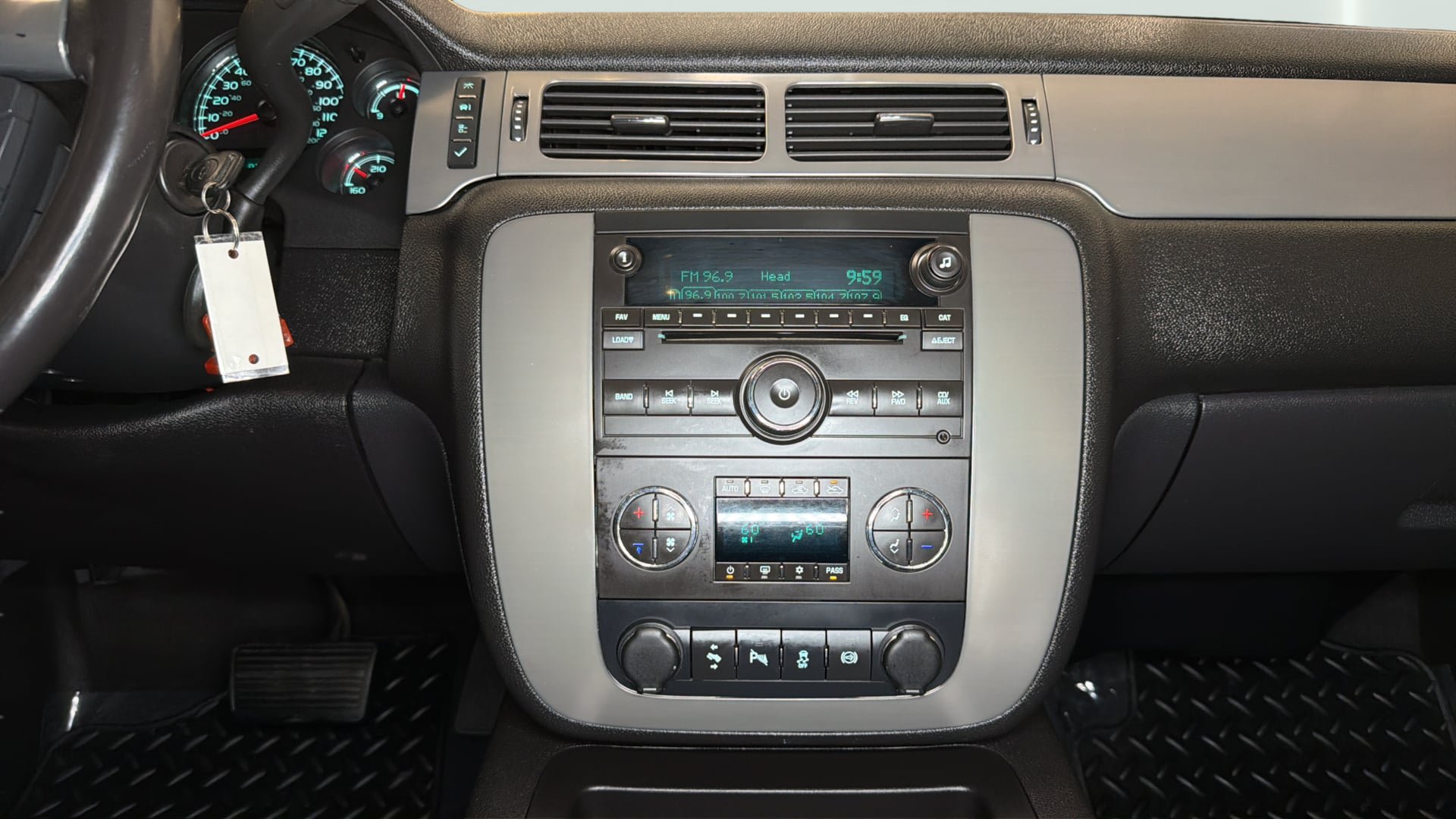 Used 2012 Chevrolet Silverado 2500 LTZ w/ LTZ Plus Package AWD/4WD image 16