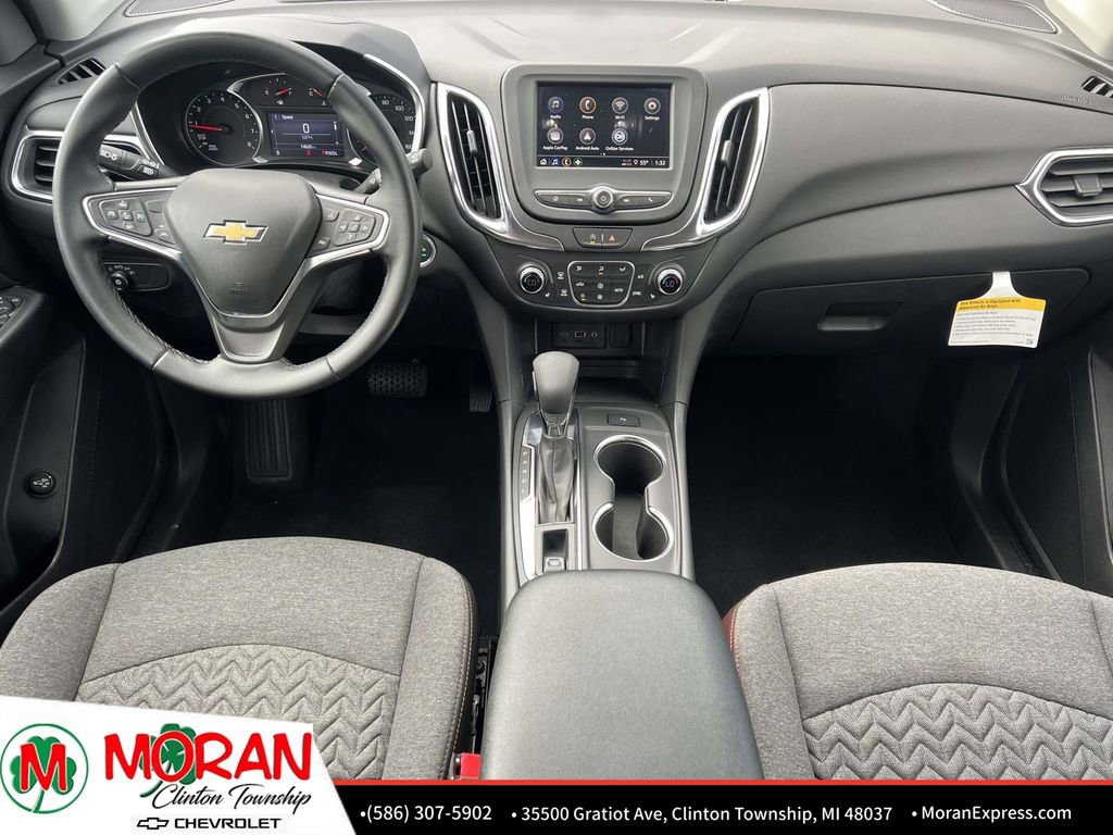 Certified 2024 Chevrolet Equinox LT FWD image 14