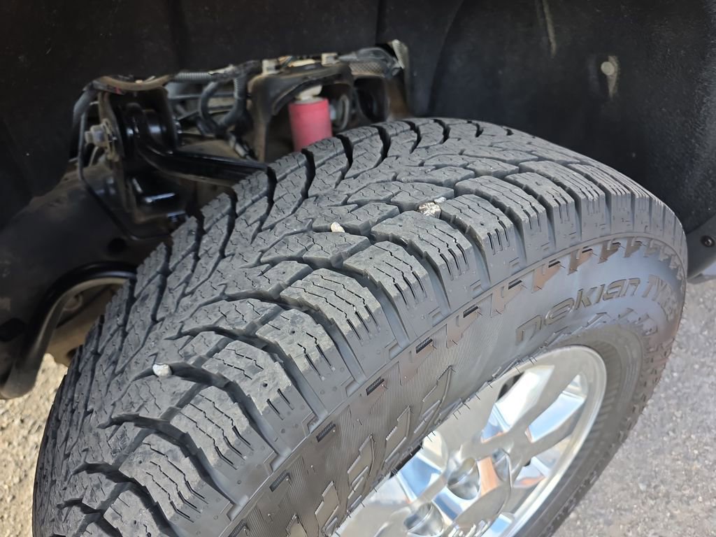 Used 2015 GMC Sierra 2500 SLE w/ SLE Preferred Package image 31