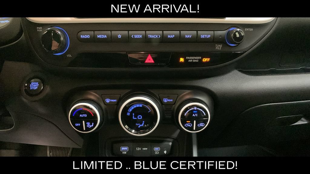 Used 2024 Hyundai Venue Limited FWD image 32