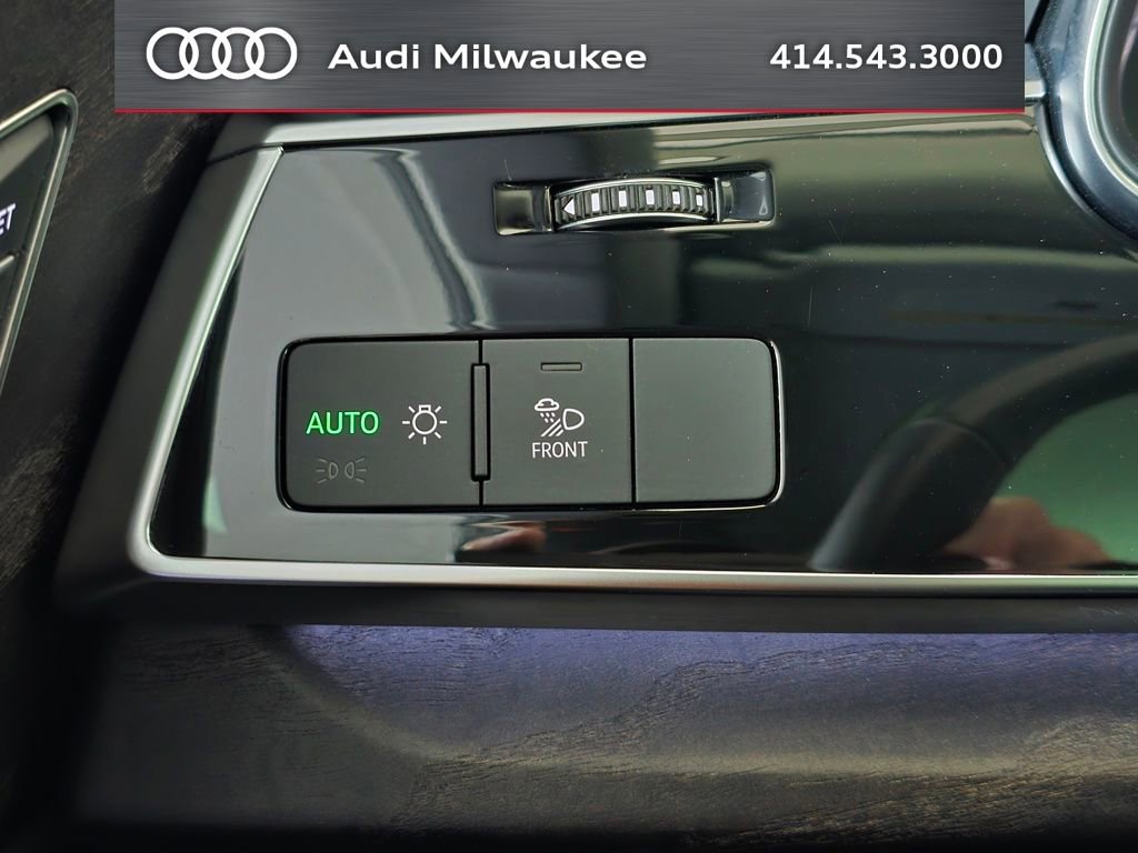 Used 2023 Audi Q8 Premium w/ Convenience Package AWD/4WD image 39