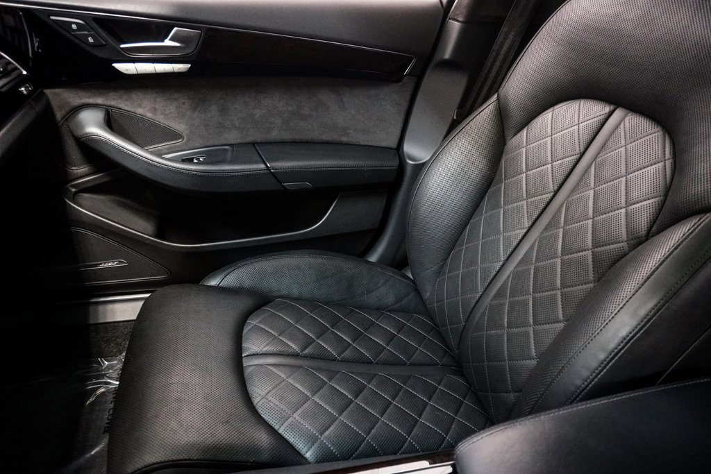 Used 2017 Audi A8 L 4.0T w/ Driver Assistance Package image 35