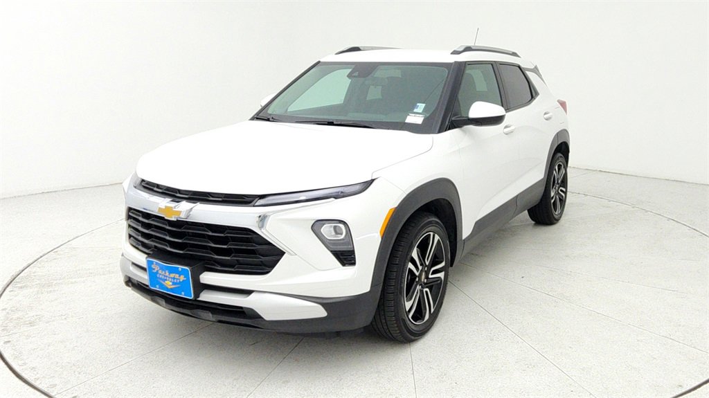 Certified 2024 Chevrolet TrailBlazer LT w/ Driver Confidence Package image 4