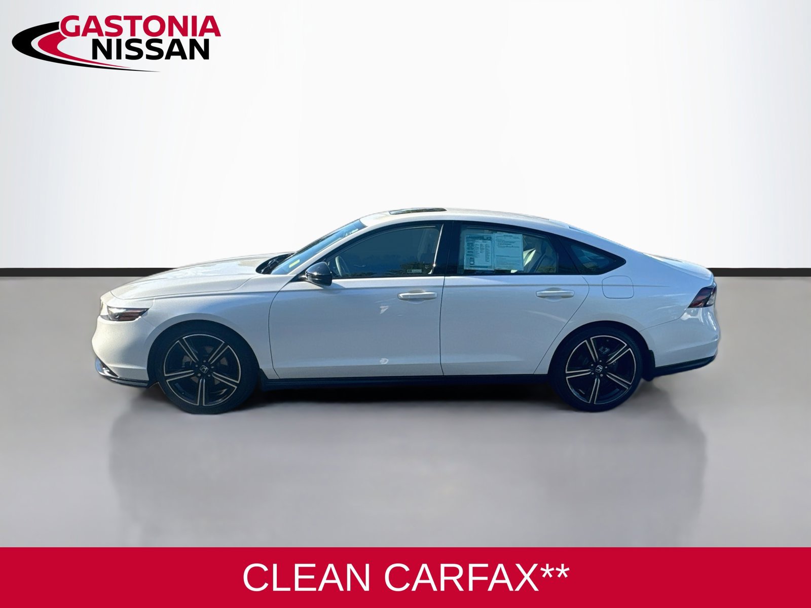 Used 2026 Honda Accord SE image 5