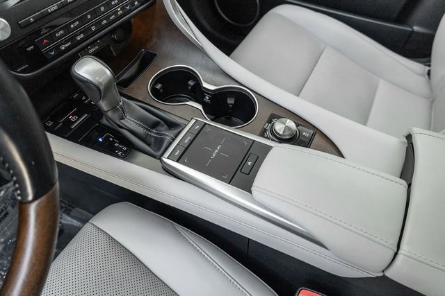 Used 2020 Lexus RX 350L FWD w/ Premium Package image 10