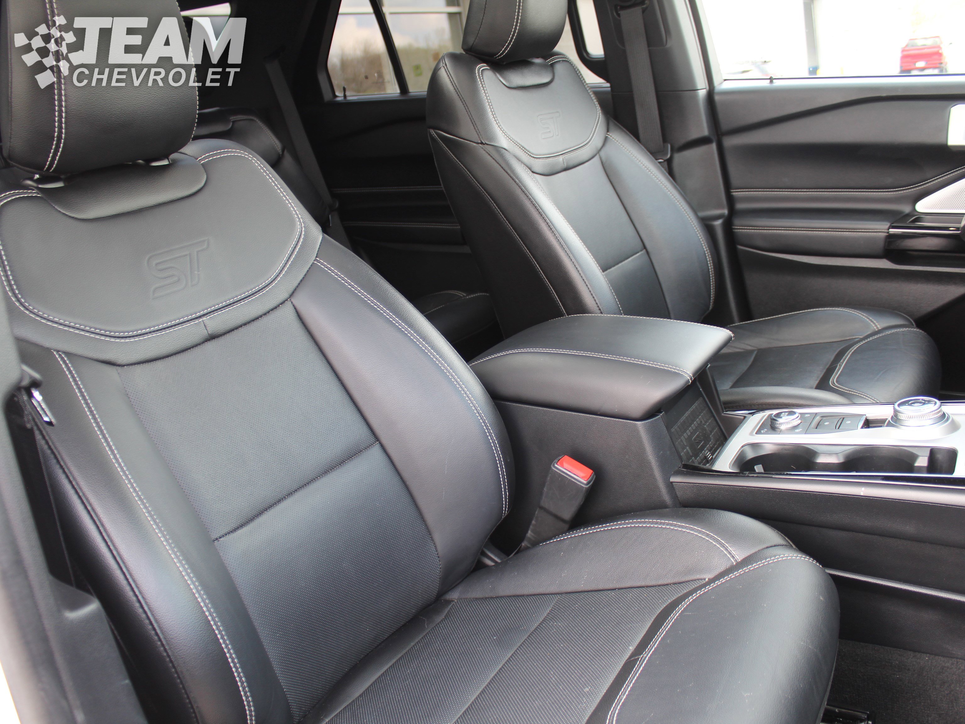 Used 2022 Ford Explorer ST w/ Equipment Group 401A image 31