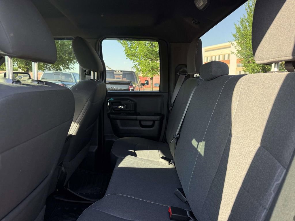 Used 2022 RAM 1500 Classic Warlock w/ Electronics Group AWD/4WD image 17