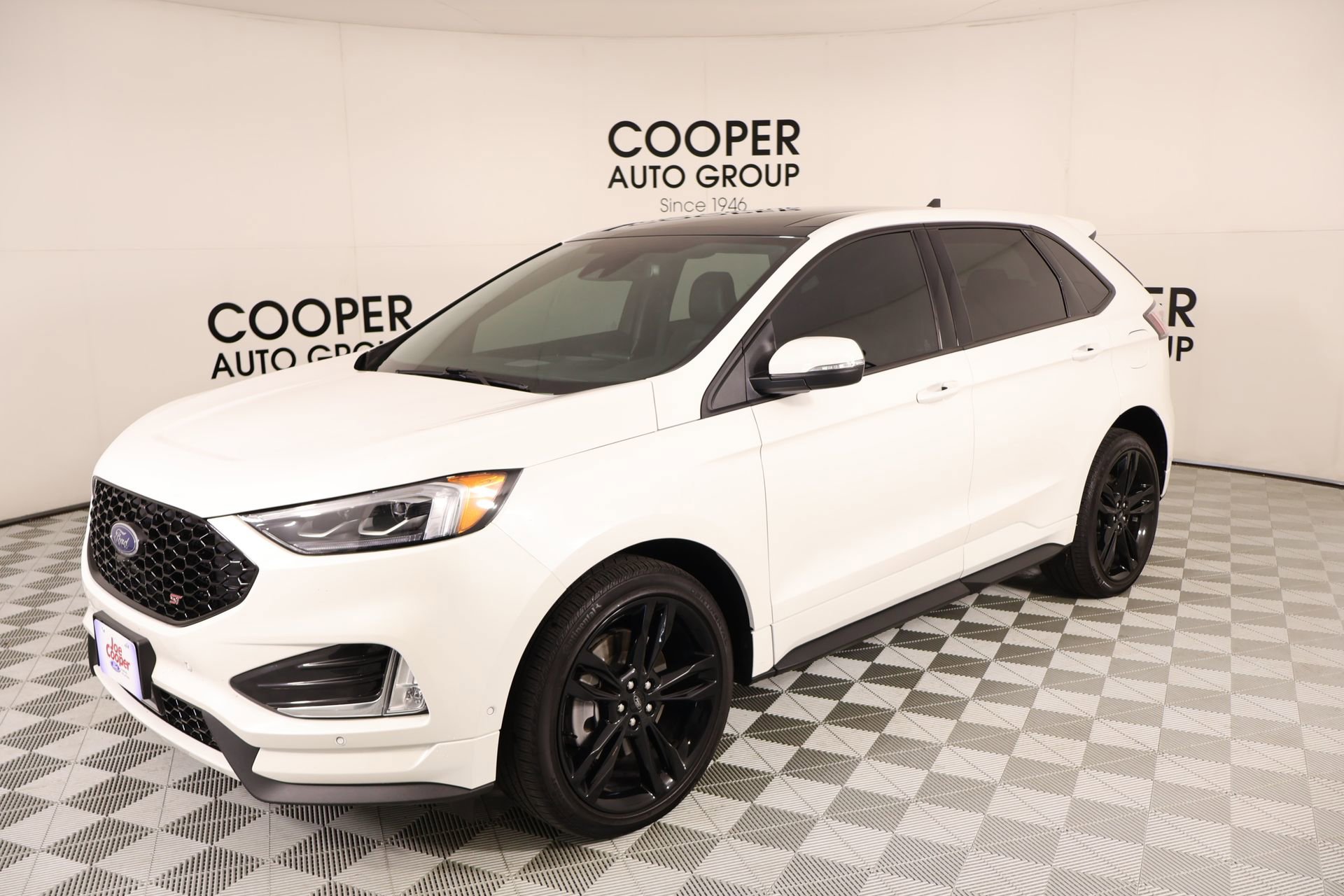 Used 2024 Ford Edge ST w/ Equipment Group 401A AWD/4WD image 10
