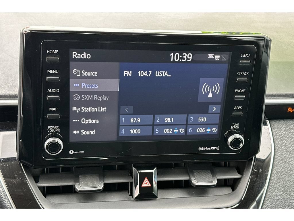 Used 2022 Toyota Corolla LE FWD image 19