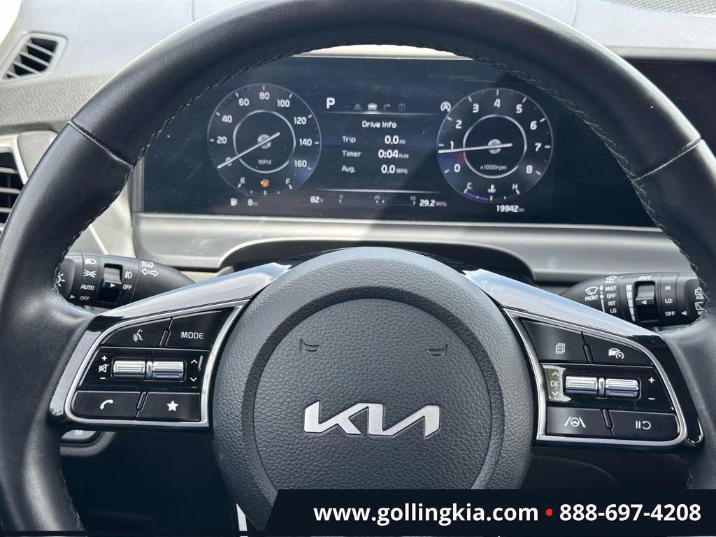 Certified 2024 Kia Seltos EX FWD image 18