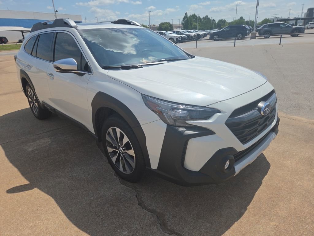 Used 2025 Subaru Outback Touring XT AWD/4WD image 2