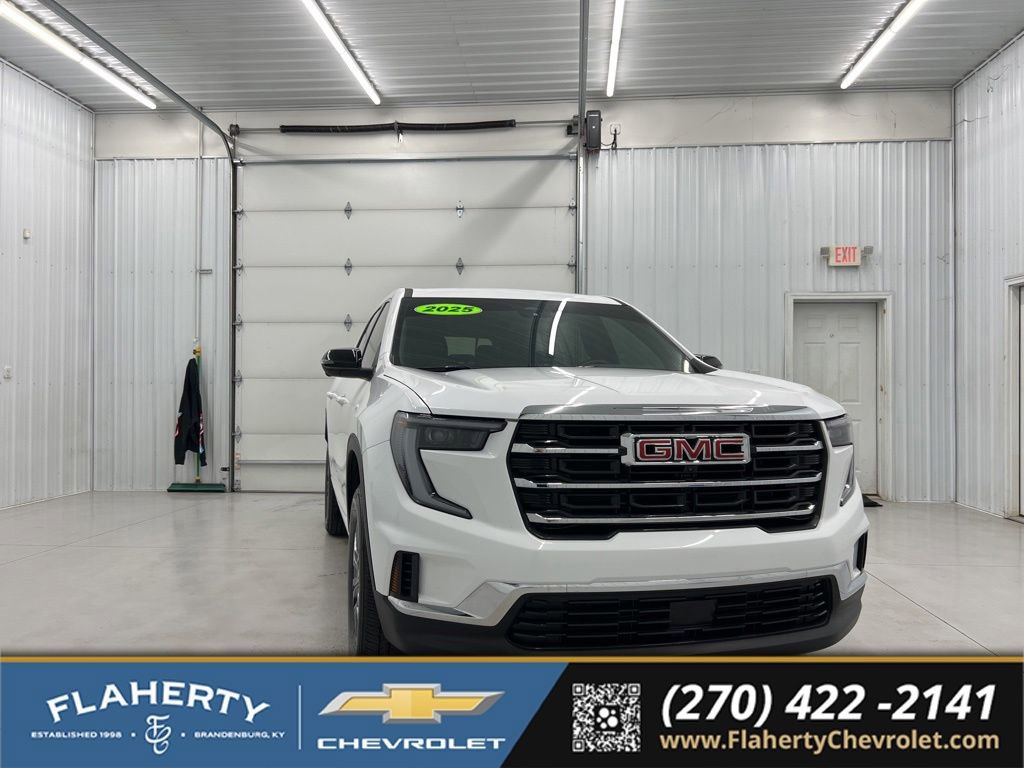 Used 2025 GMC Acadia Elevation FWD image 1