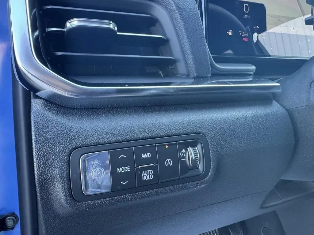 New 2026 GMC Terrain Elevation w/ Elevation Premium Package AWD/4WD image 27
