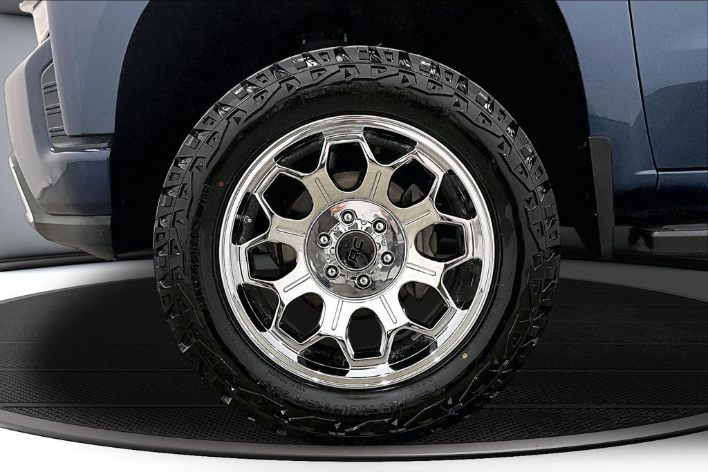 Used 2019 Chevrolet Silverado 1500 High Country AWD/4WD image 33