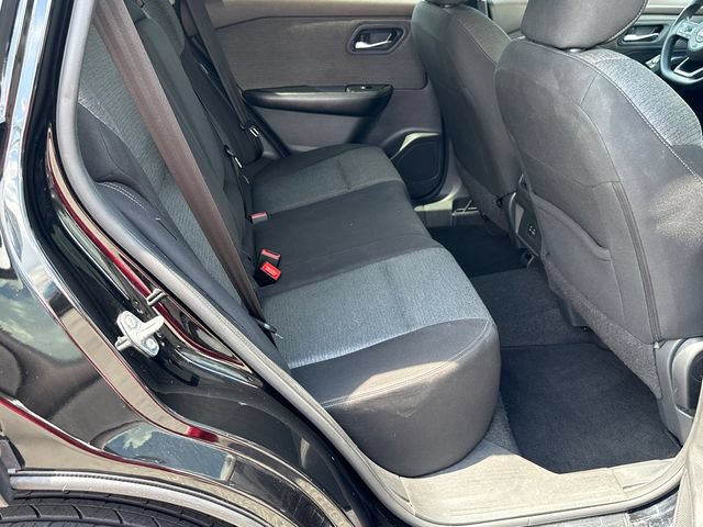 Used 2023 Nissan Rogue SV FWD image 15