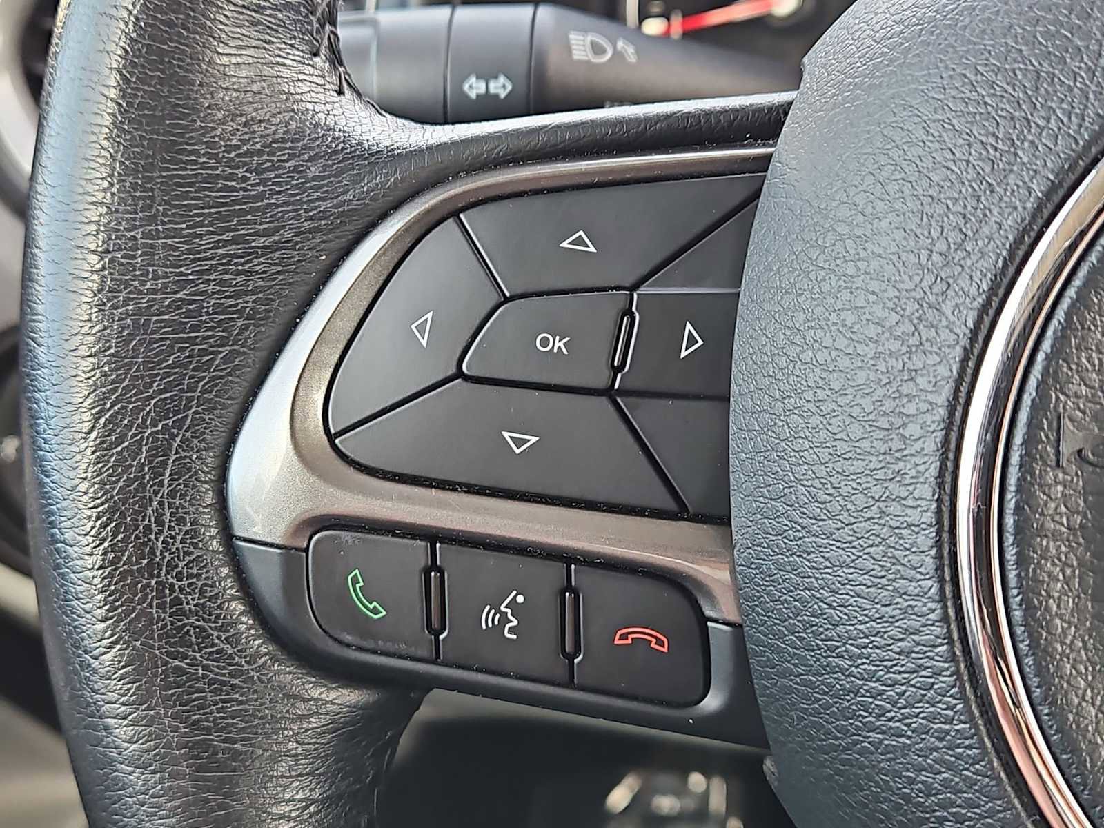 Used 2022 Jeep Renegade Latitude w/ Convenience Group image 24