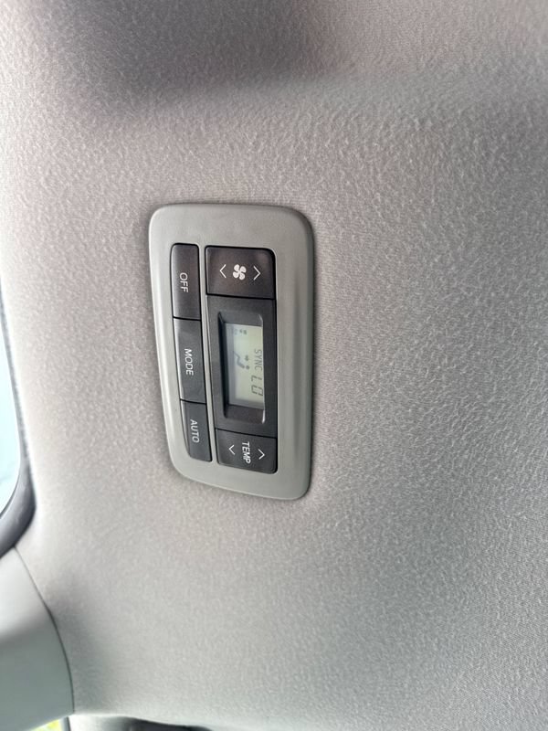 Used 2014 Toyota Sienna XLE AWD/4WD image 27