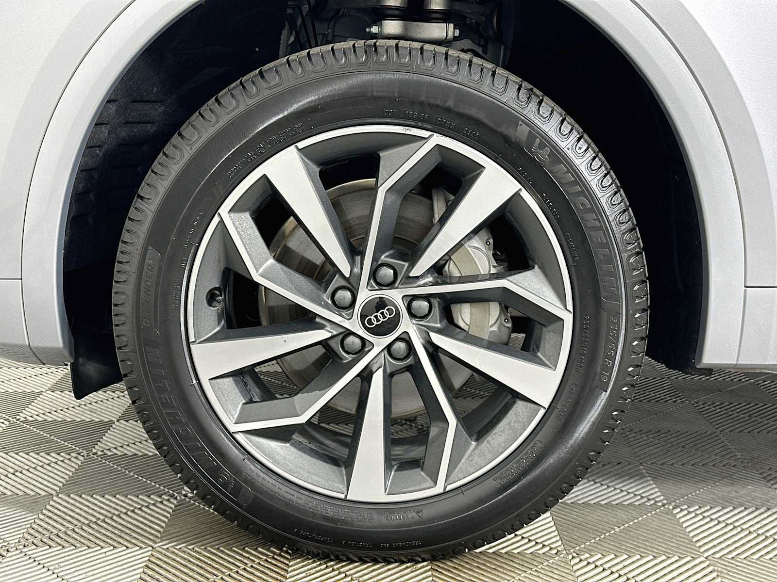 Certified 2023 Audi Q5 2.0T Premium Plus w/ Premium Plus Package AWD/4WD image 30