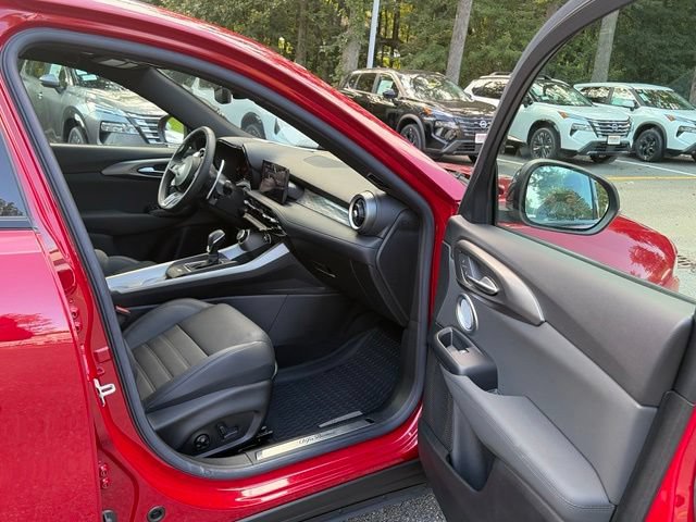 Used 2024 Alfa Romeo Tonale Veloce AWD/4WD image 35