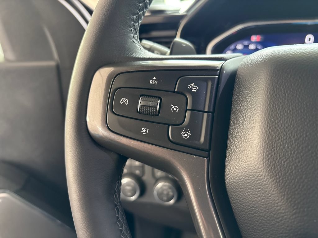 Used 2026 Chevrolet Silverado 1500 High Country AWD/4WD image 43