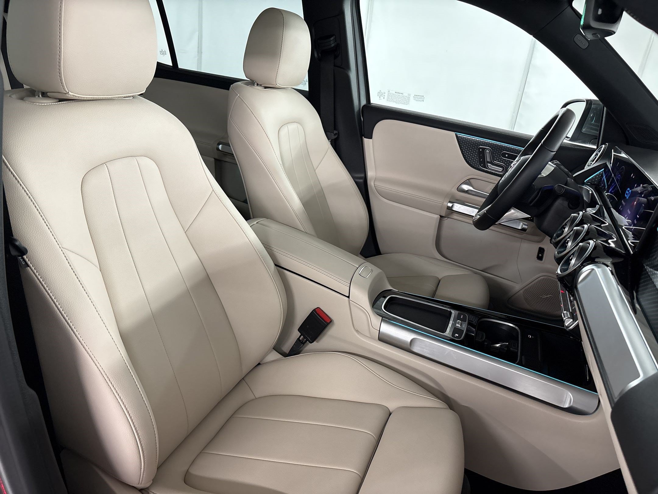 Certified 2024 Mercedes-Benz EQB 300 4MATIC image 24