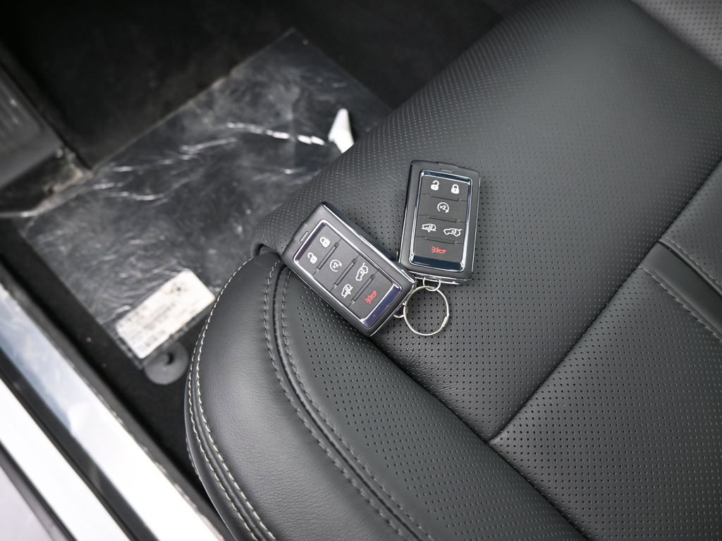 New 2026 Jeep Grand Wagoneer Summit image 18