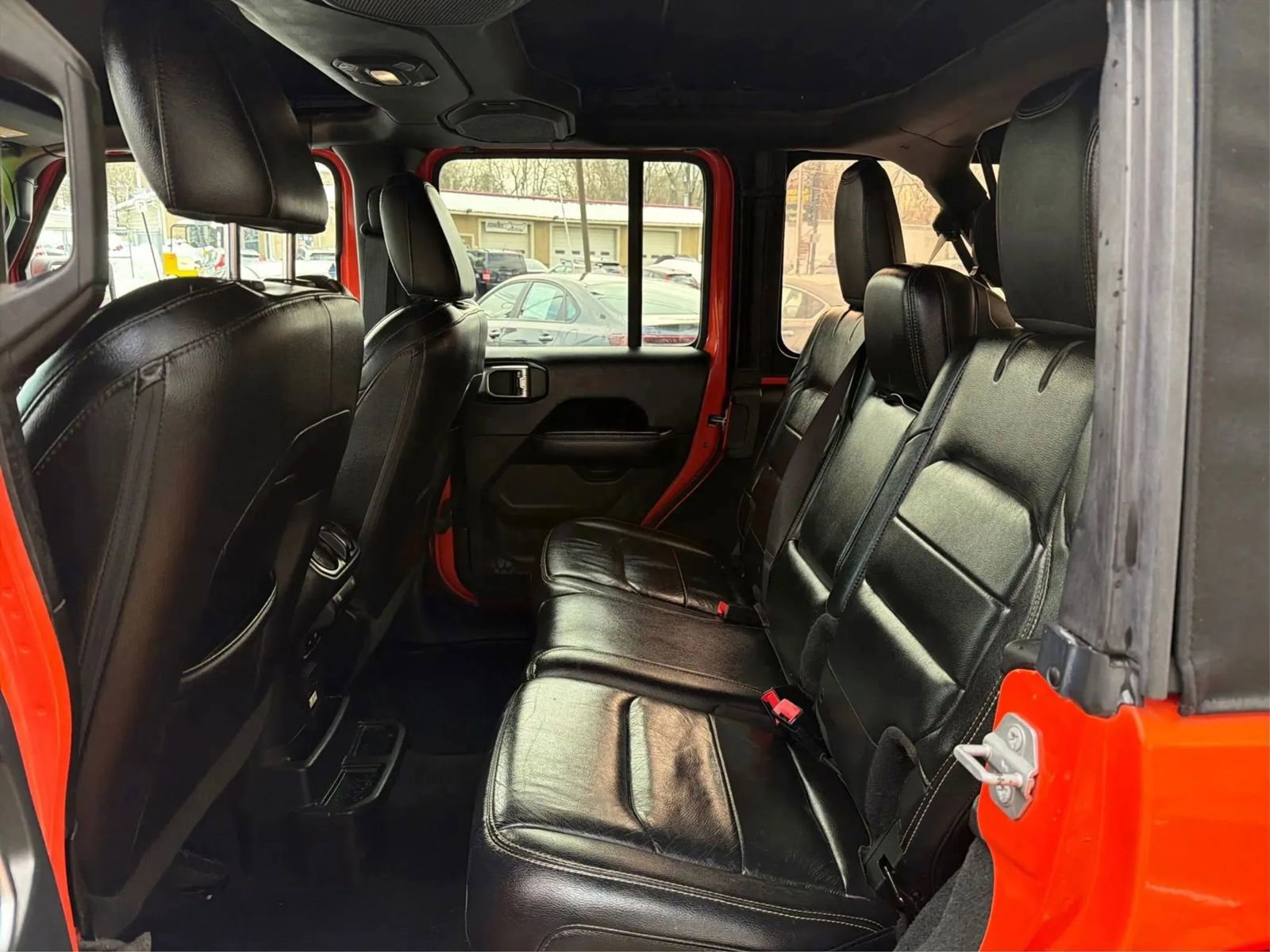 Used 2018 Jeep Wrangler Unlimited Sahara w/ Dual Top Group image 10