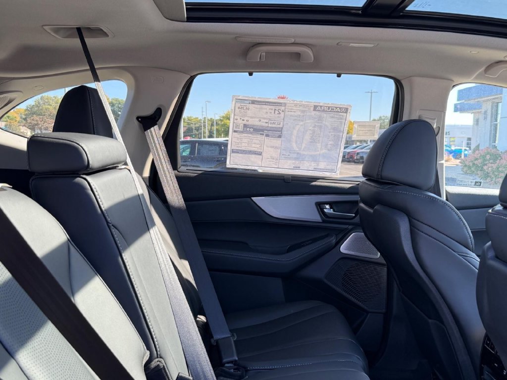 New 2026 Acura MDX w/ Technology Package AWD/4WD image 5