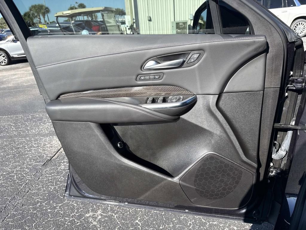 Certified 2023 Cadillac XT4 Sport image 18