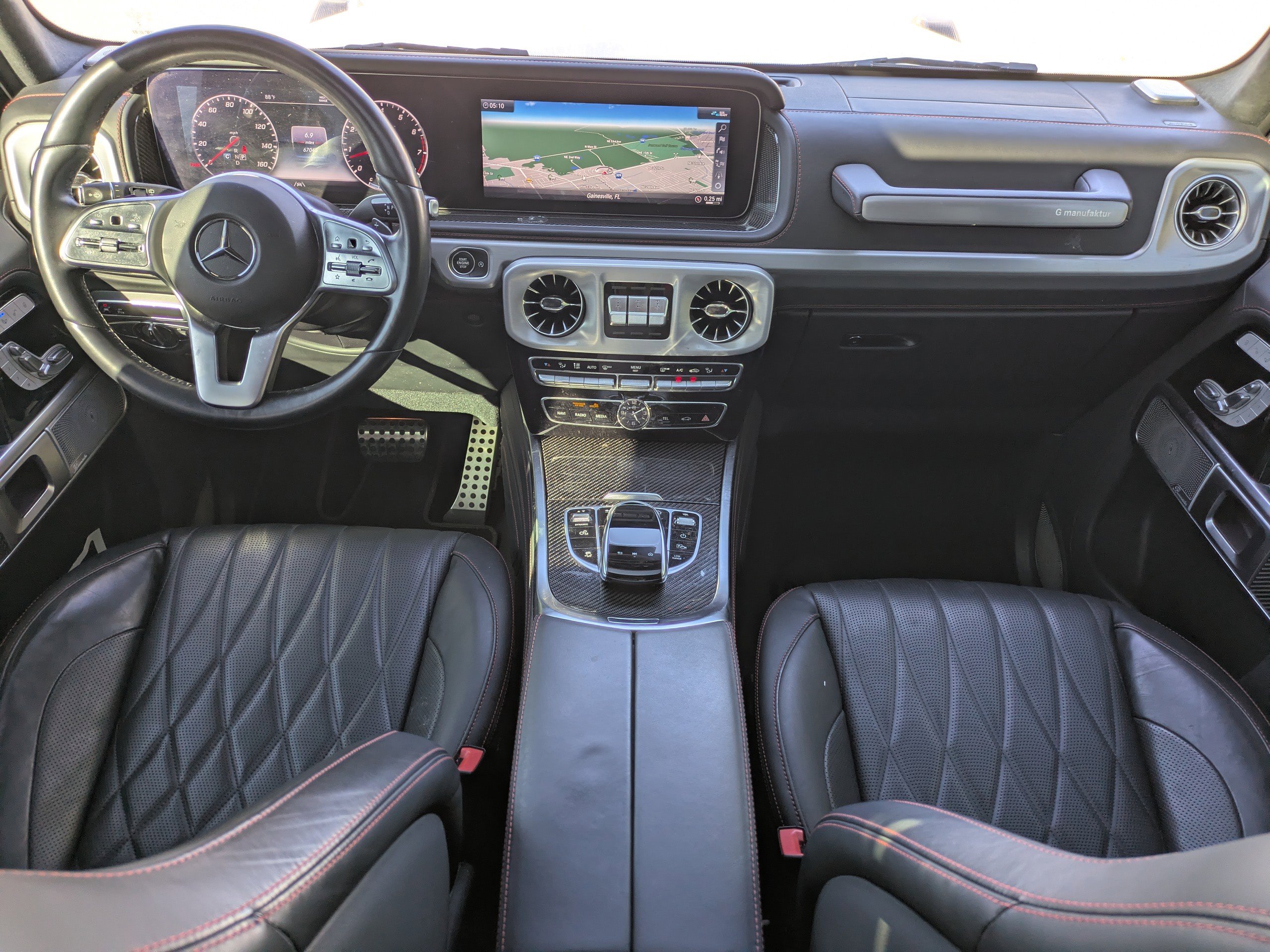 Used 2022 Mercedes-Benz G 550 image 2
