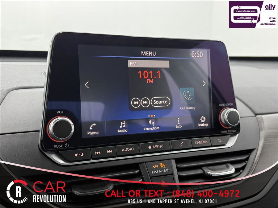 Used 2024 Nissan Altima 2.5 SV FWD image 23