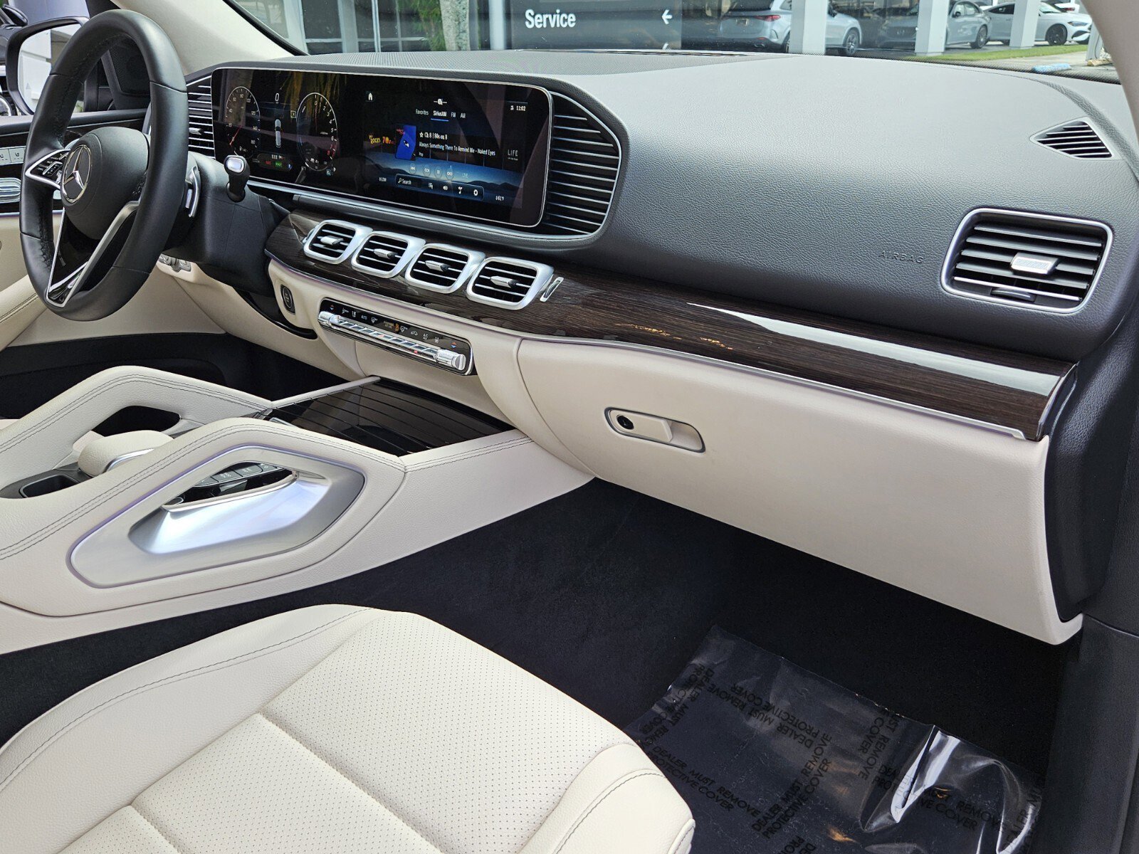 Certified 2025 Mercedes-Benz GLE 450e 4MATIC image 23